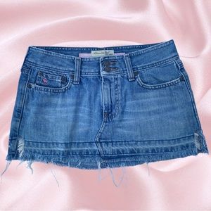 SOLD ON DEPOP Vintage Abercrombie & Fitch Low Rise Denim Mini Skirt